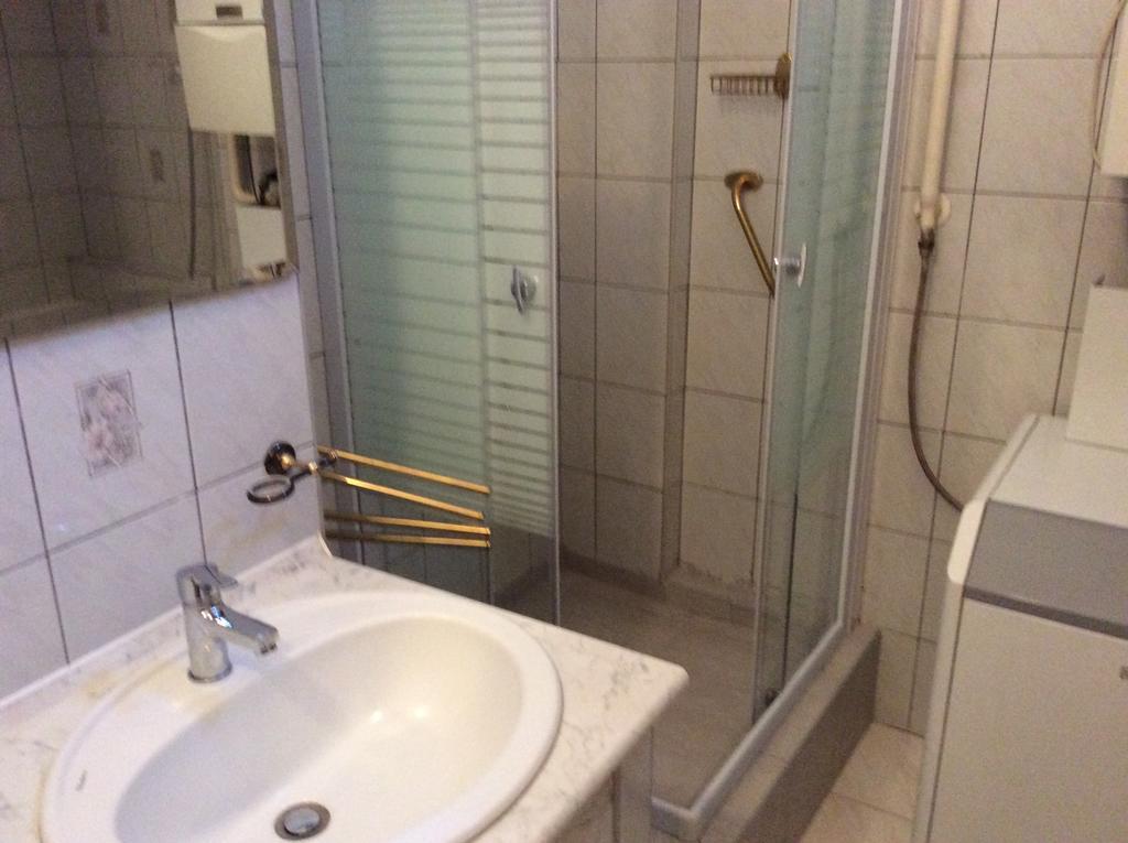 Szundi Szobak Beci Exterior foto